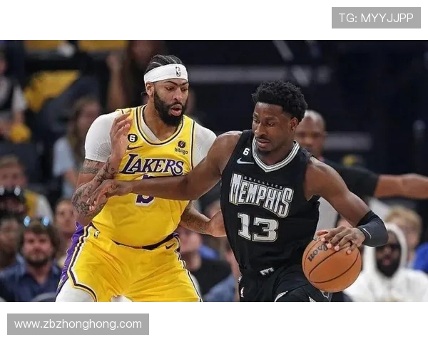 国际赛波兰与智利激战正酣比分揭晓引发球迷热议