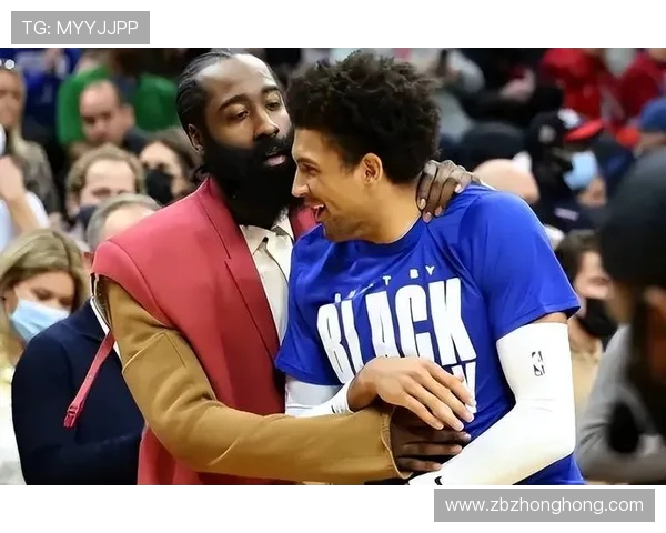 拉塞尔对决76人展现精彩篮球盛宴引发球迷热议