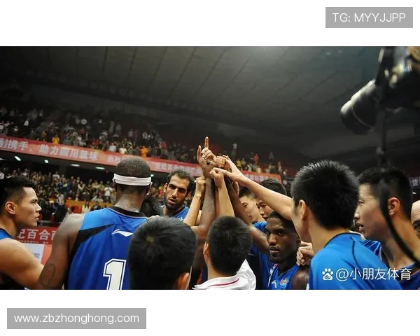 独行侠与活塞激战正酣精彩瞬间回顾与赛后分析 独行侠与活塞激战正酣精彩瞬间回顾与赛后分析